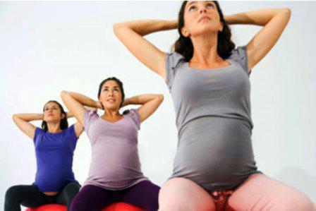 Nėščių moterų namuose sportas. Sportas nėščioms moterims