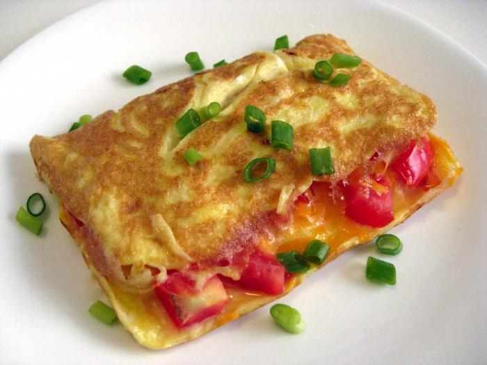 Kaip paruošti omletą daugybe variantų, ar kaip patinkinti savo artimuosius skaniais pusryčiais