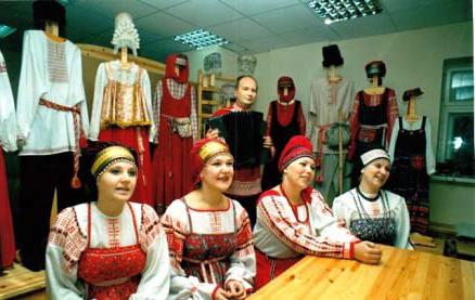 Kas yra ritualinė folklorė? Rusų ritualų folkloras