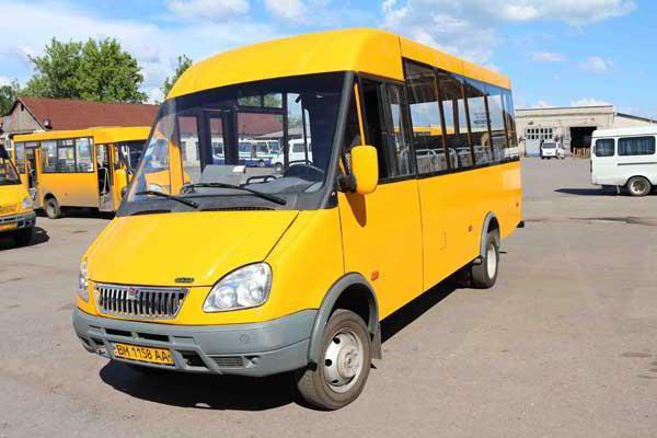 kiek autobusų eina į Maskvą 611