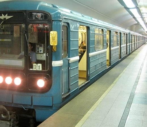 kaip patekti į metro Prahą