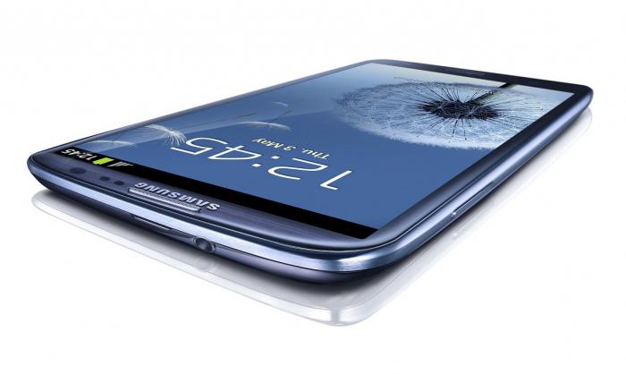 Kodėl mums reikia "Samsung Galaxy S3" root teisių ir kokios techninės komunikatoriaus savybės?