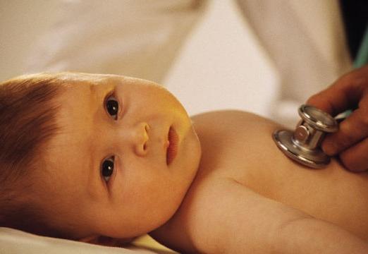Kaip diagnozuotas ir pavojingas ovalus langas vaikų širdyje?